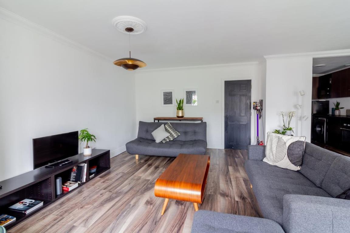 Appartamento Guestready - Mystic Interiors Near The City Centre Dublino Esterno foto