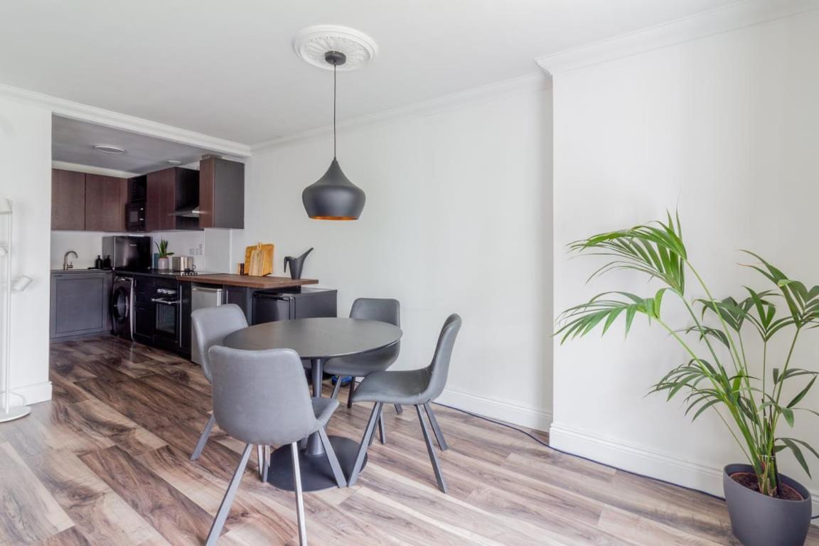 Appartamento Guestready - Mystic Interiors Near The City Centre Dublino Esterno foto