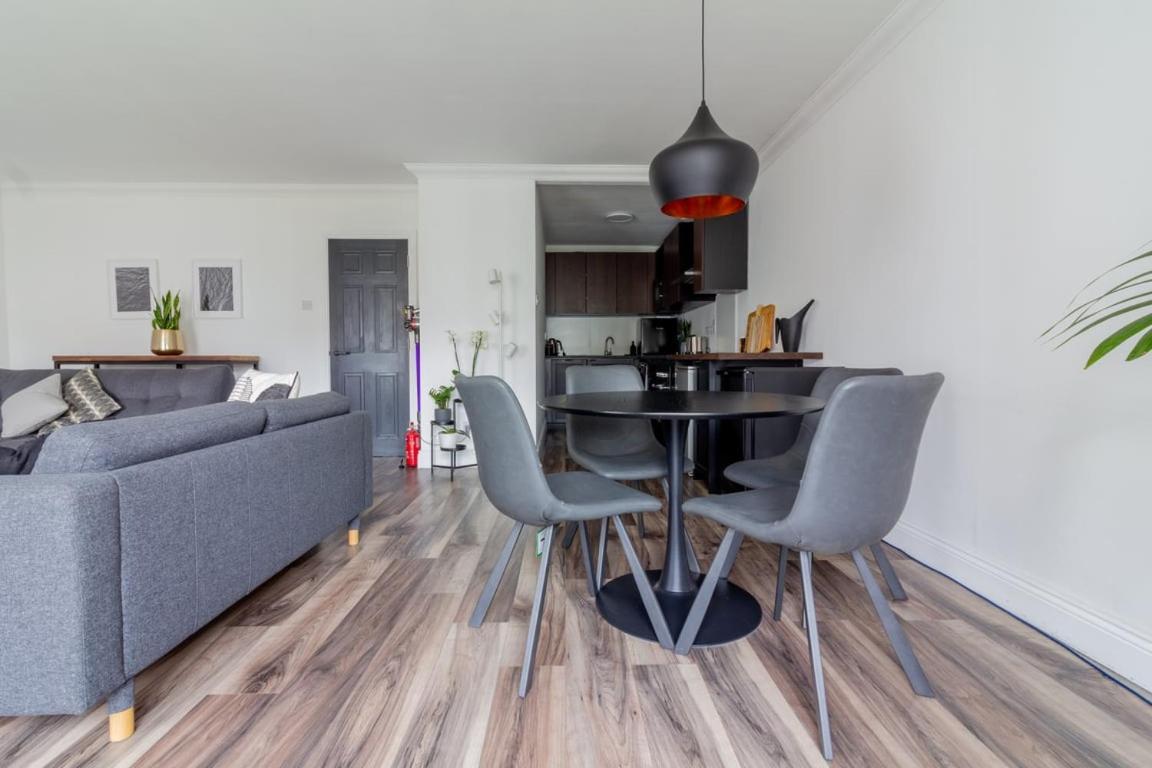 Appartamento Guestready - Mystic Interiors Near The City Centre Dublino Esterno foto